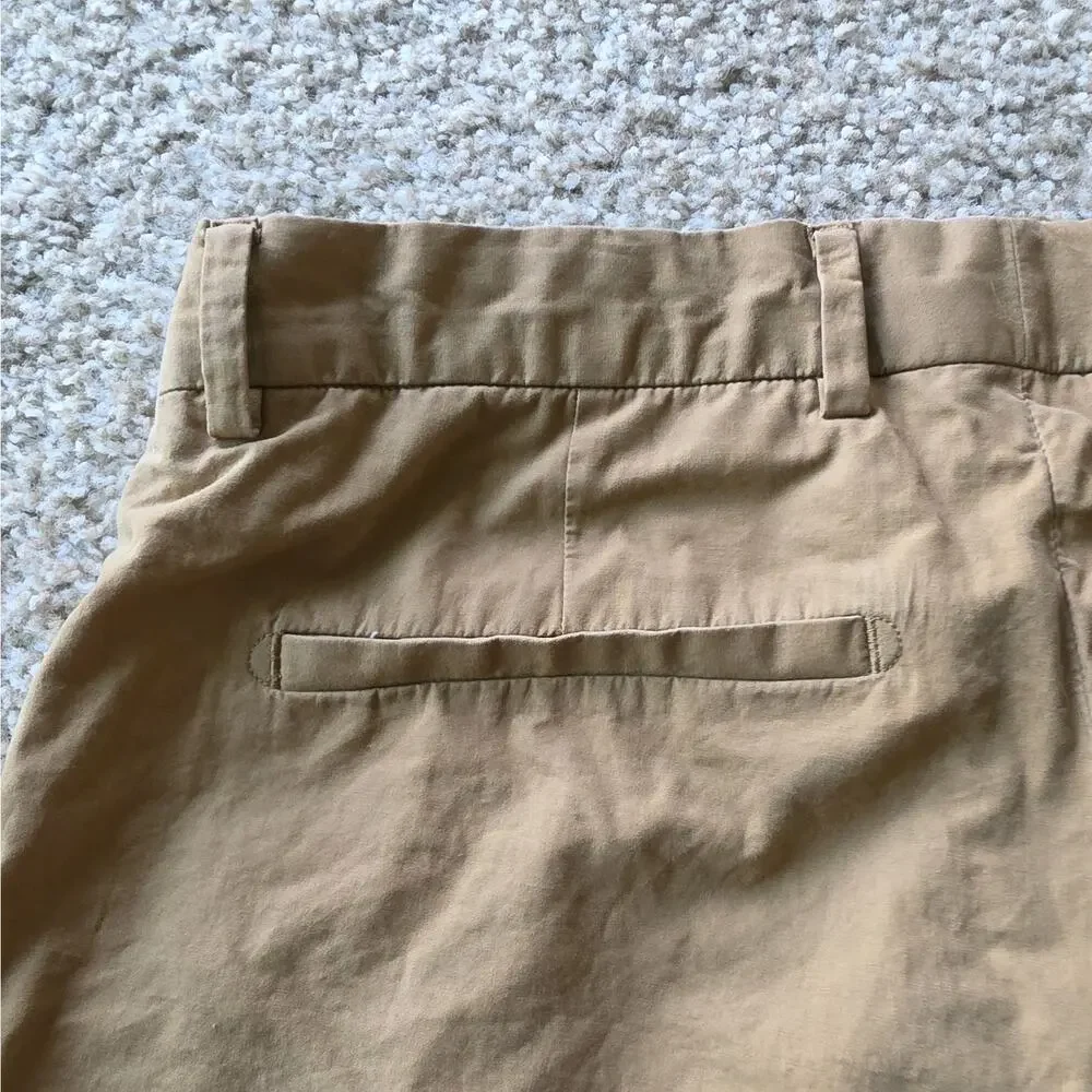 Banana Republic Beige Khaki Chino Pants - Men's Size 32 X 30 Stretch